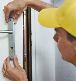 Corona NY Locksmith Store Corona, NY 718-412-9833 - changing-locks